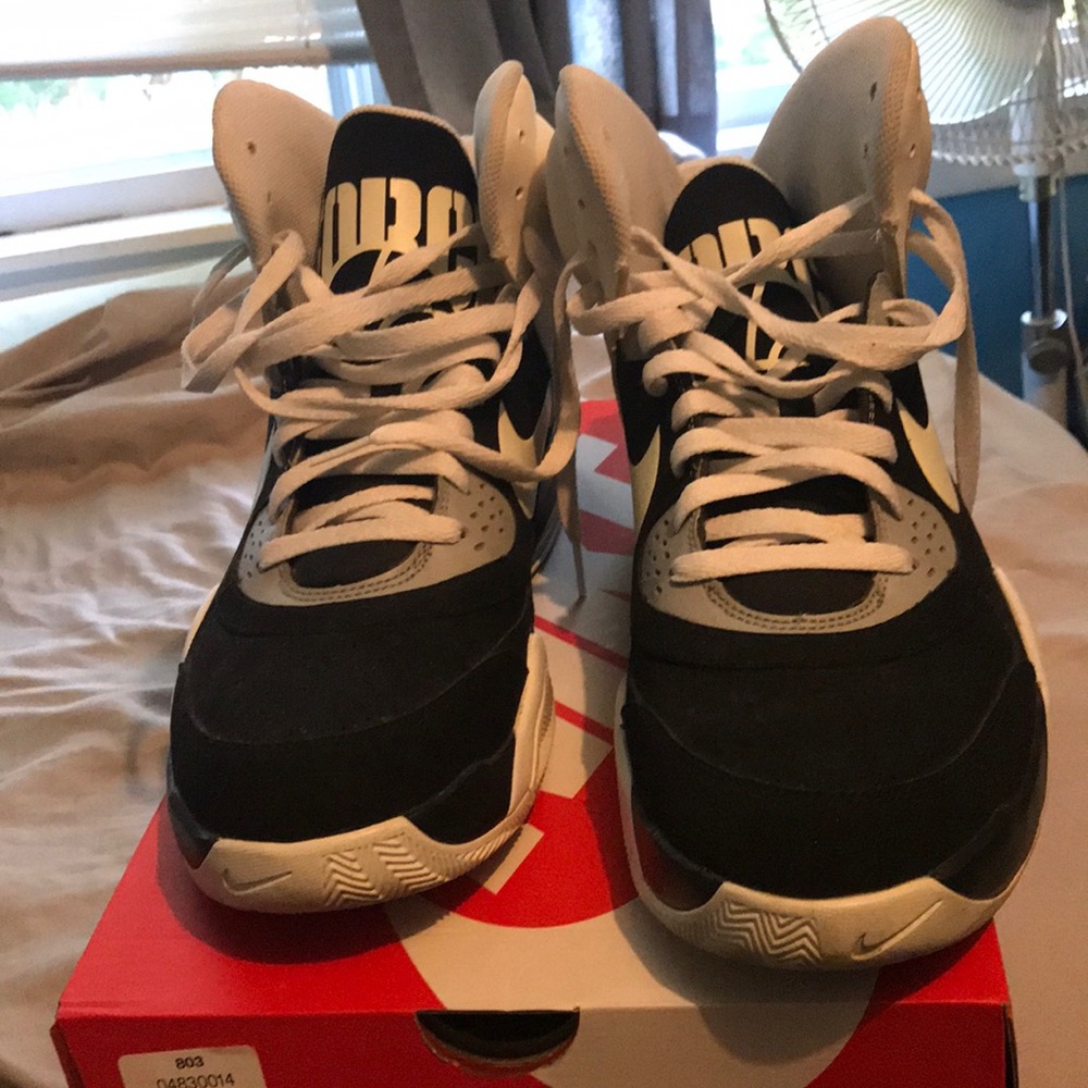 NikeDelta Force